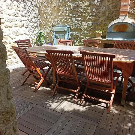 度假居 Les Remparts Grane